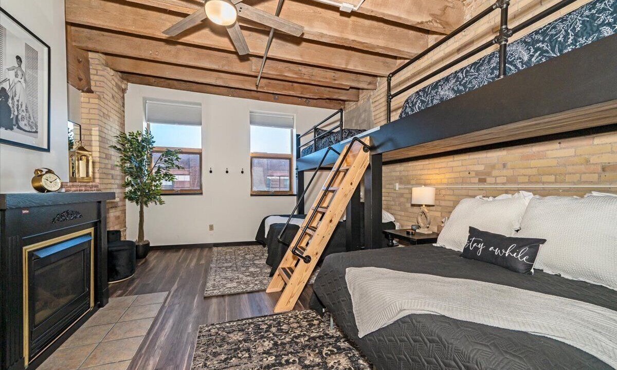 Photo of Bedroom in St. Louis County