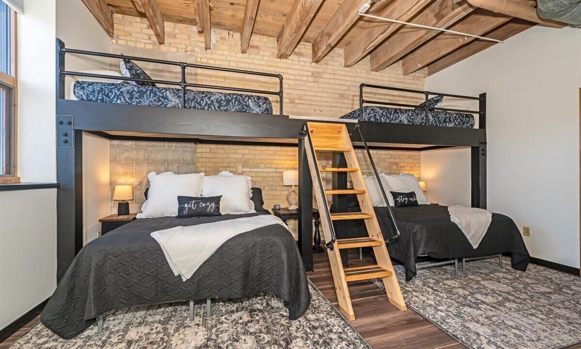 Photo of Bedroom in St. Louis County