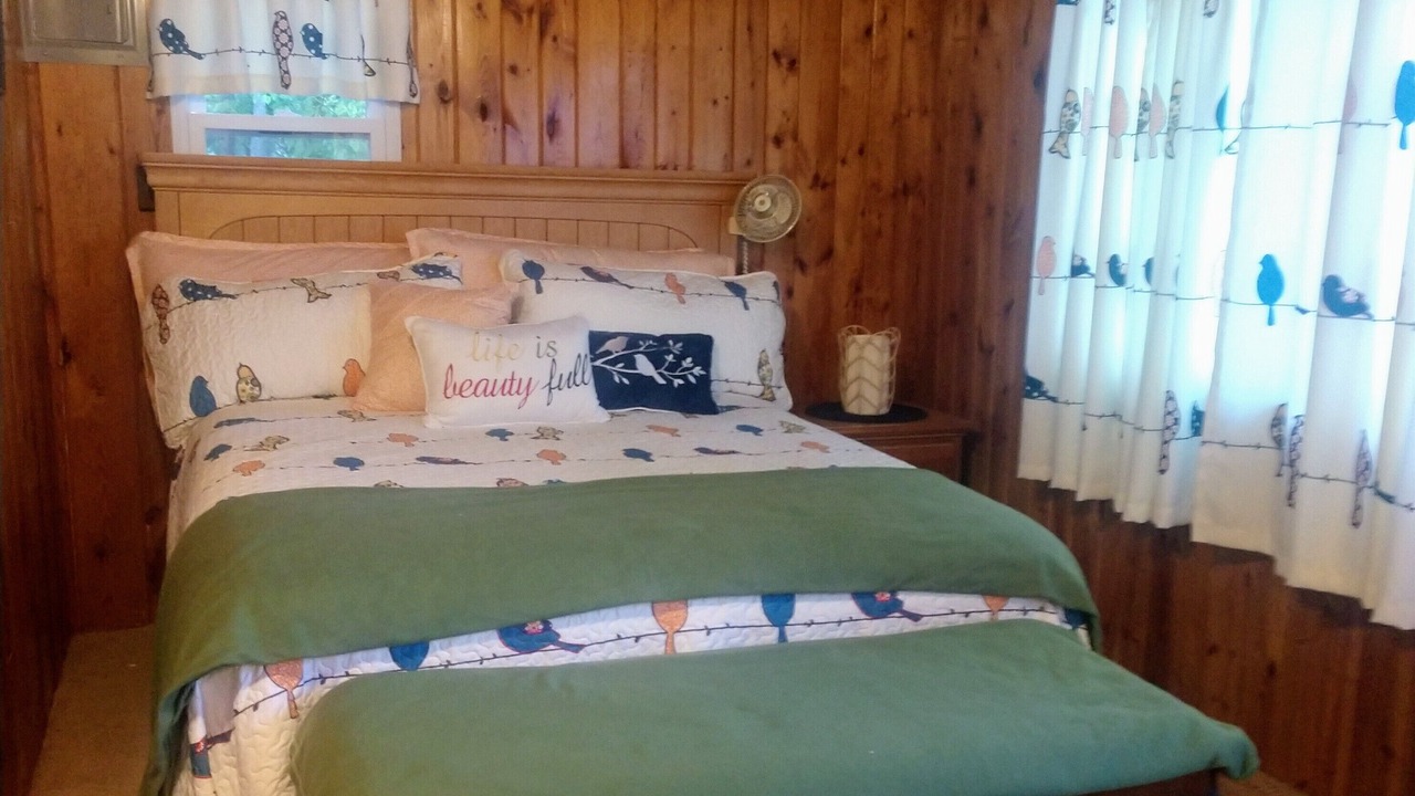 Photo of Bedroom in Cushing