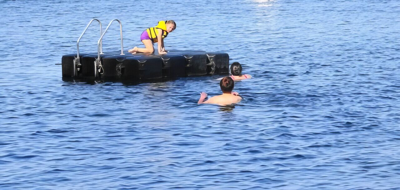 Photo of Outdoor in Head Lake