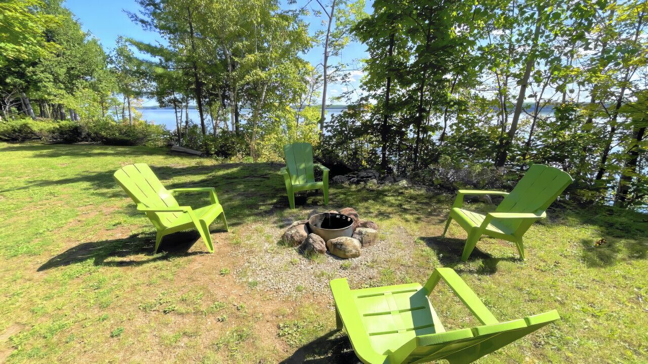 Photo of Outdoor in Head Lake