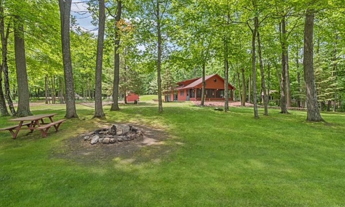 Photo of Outdoor in Crosby