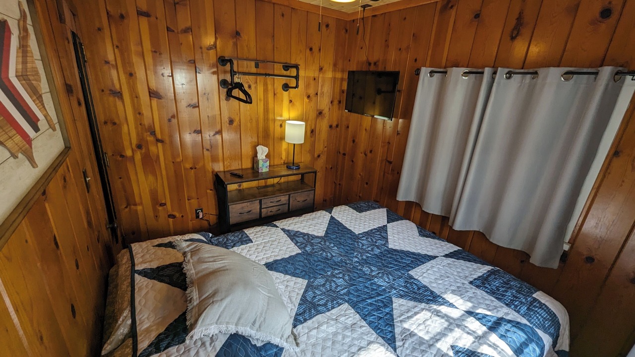 Photo of Bedroom in Park Rapids