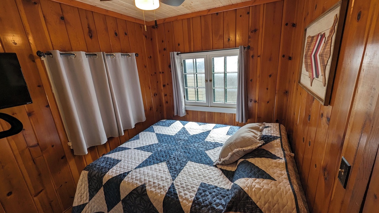 Photo of Bedroom in Park Rapids