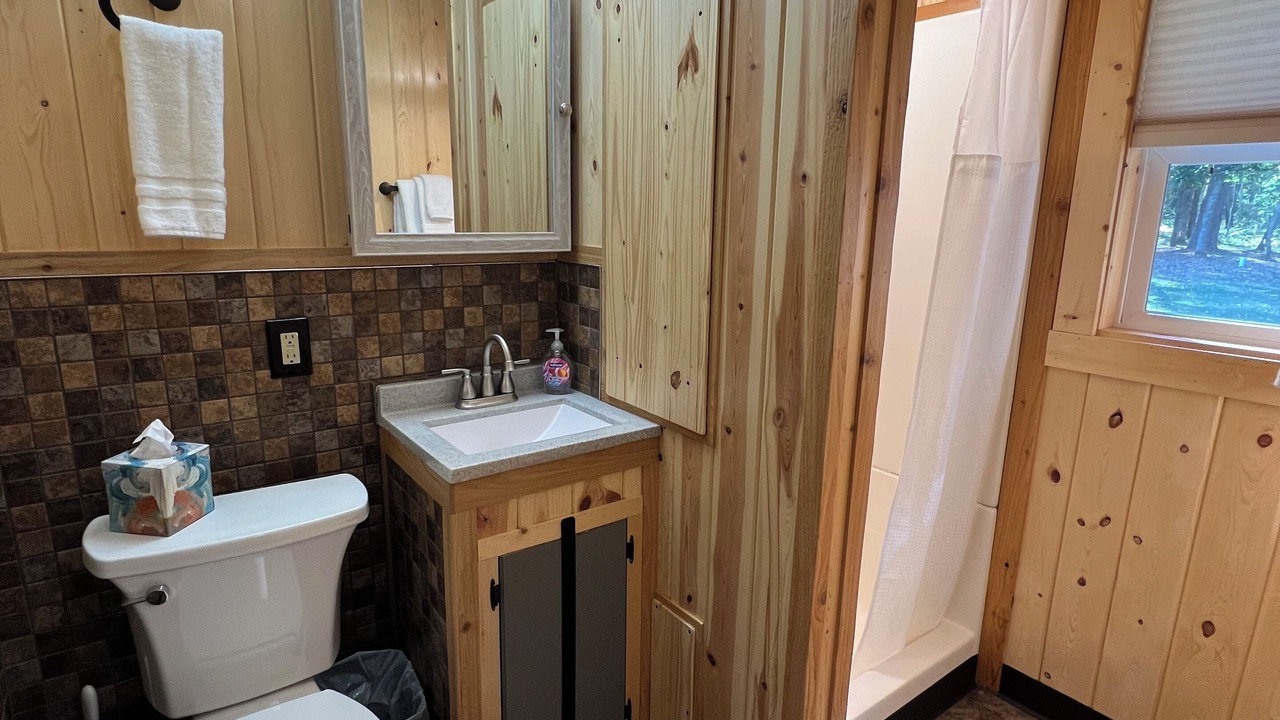 Photo of Bathroom in Lake Shore