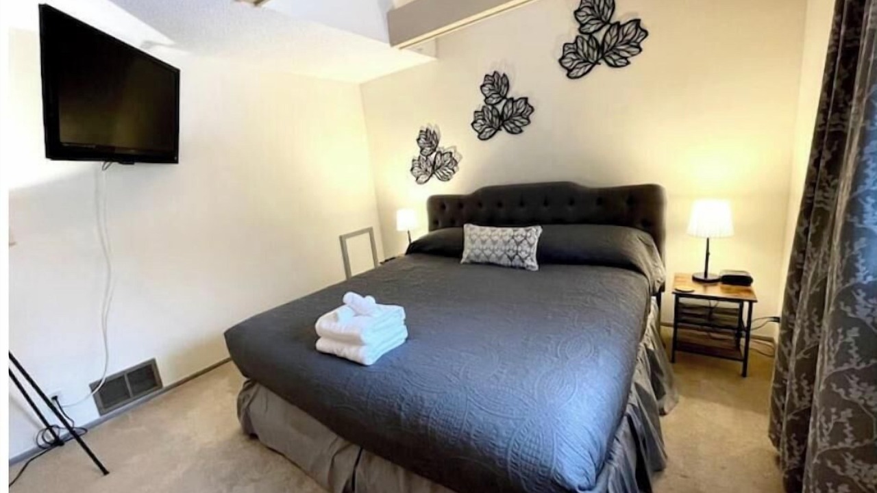 Photo of Bedroom in Seward
