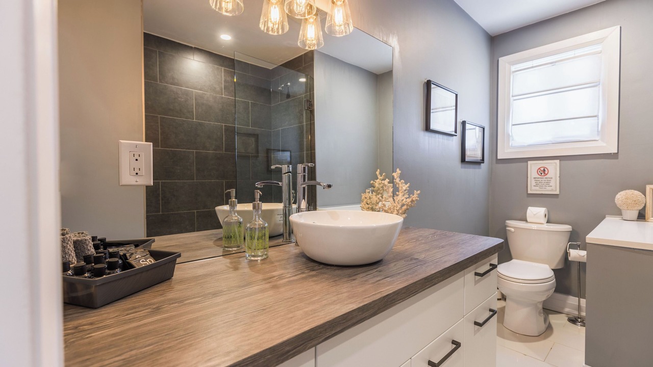Photo of Bathroom in St. Catharines