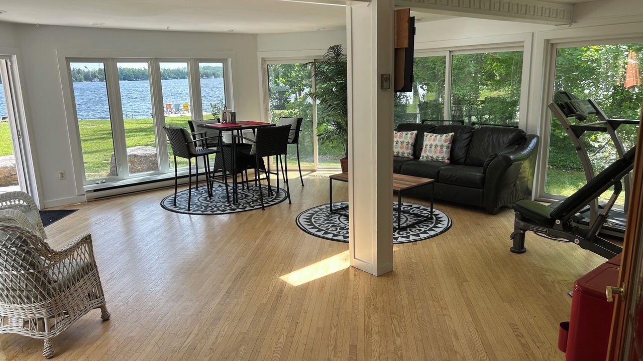 Photo of Livingroom in Bobcaygeon