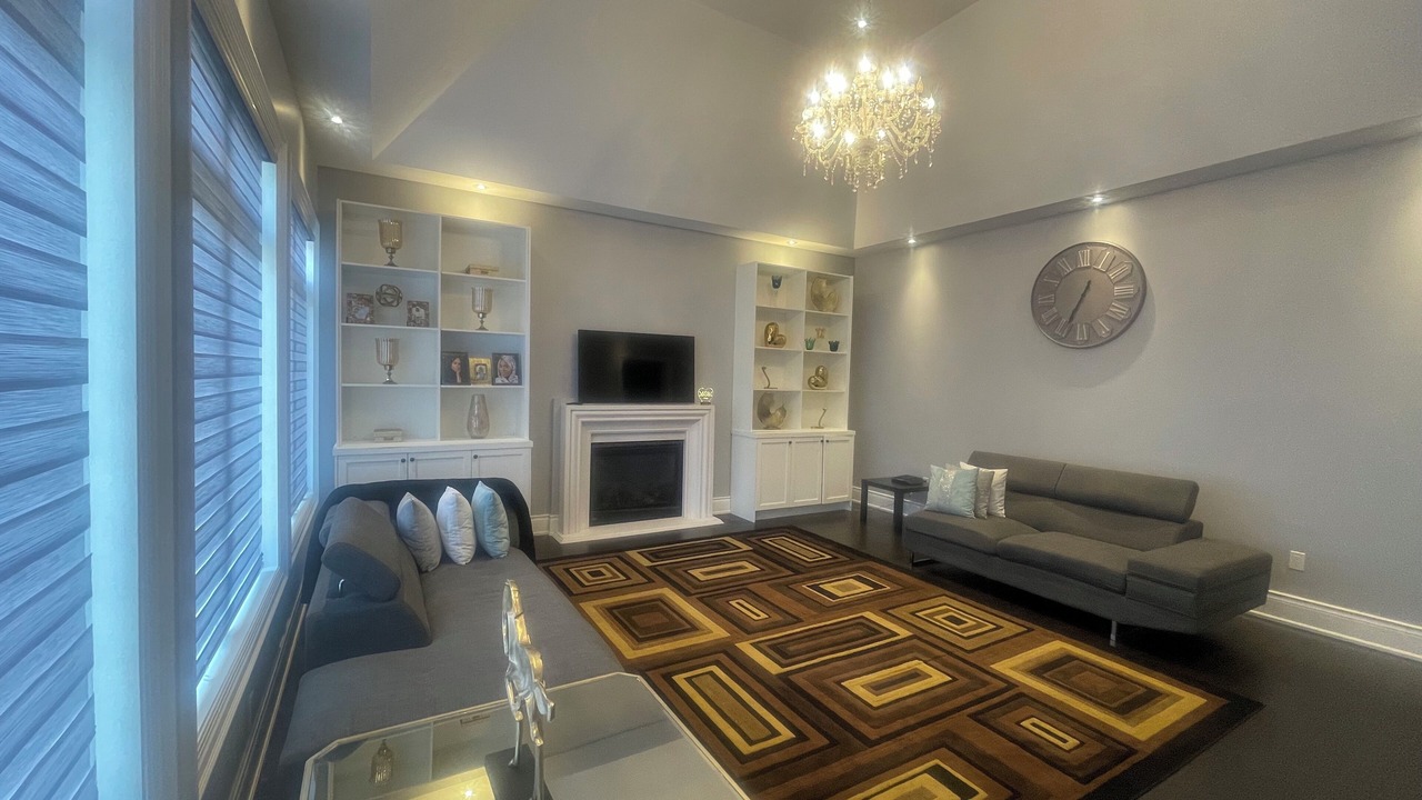 Photo of Livingroom in King City