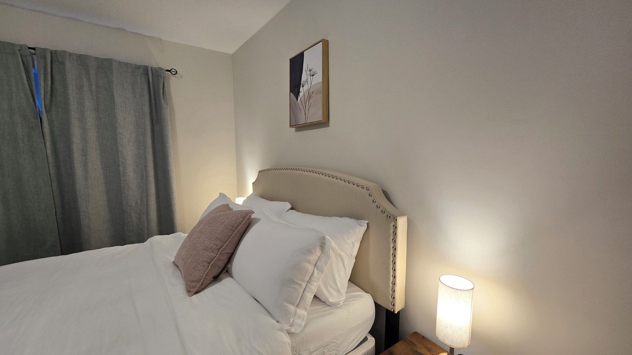 Photo of Bedroom in Thorold