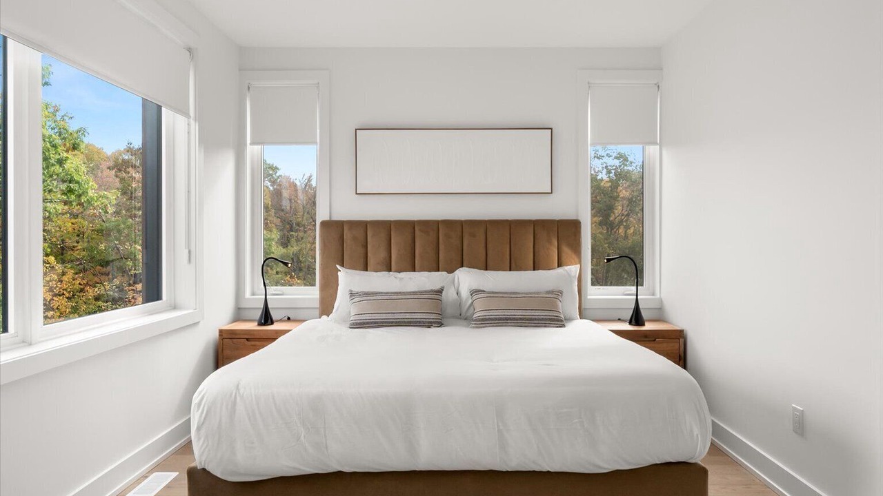 Photo of Bedroom in Gravenhurst