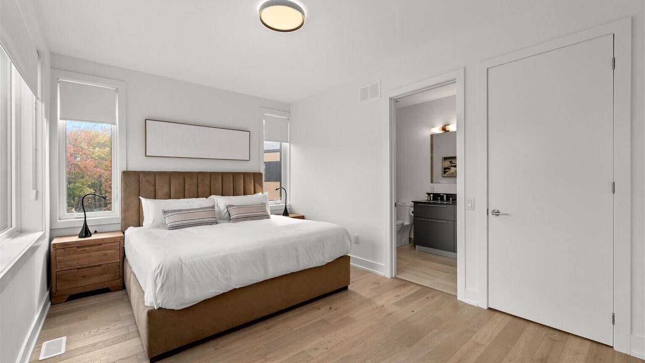 Photo of Bedroom in Gravenhurst