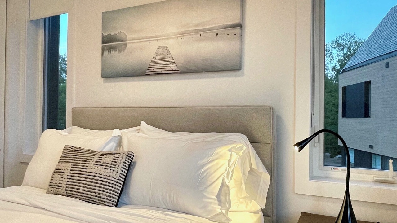 Photo of Bedroom in Gravenhurst