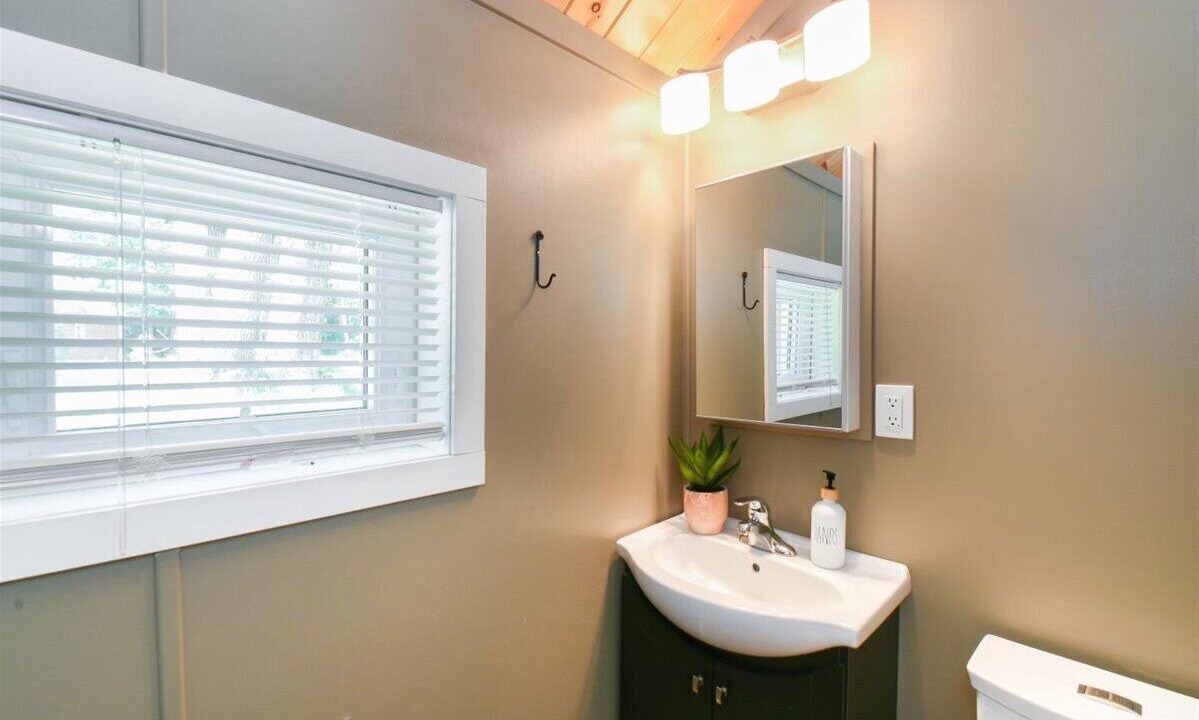 Photo of Bathroom in Havelock-Belmont-Methuen