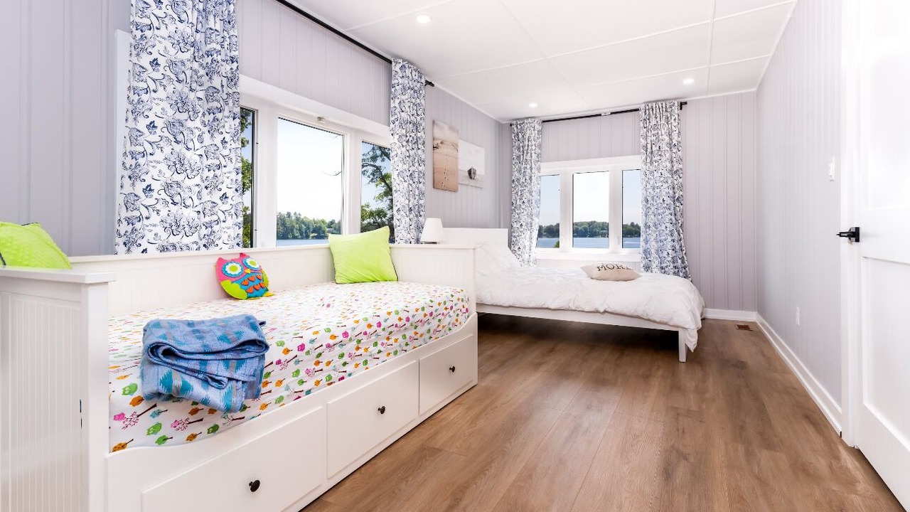 Photo of Bedroom in Gravenhurst