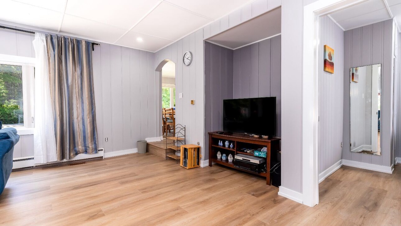 Photo of Livingroom in Gravenhurst
