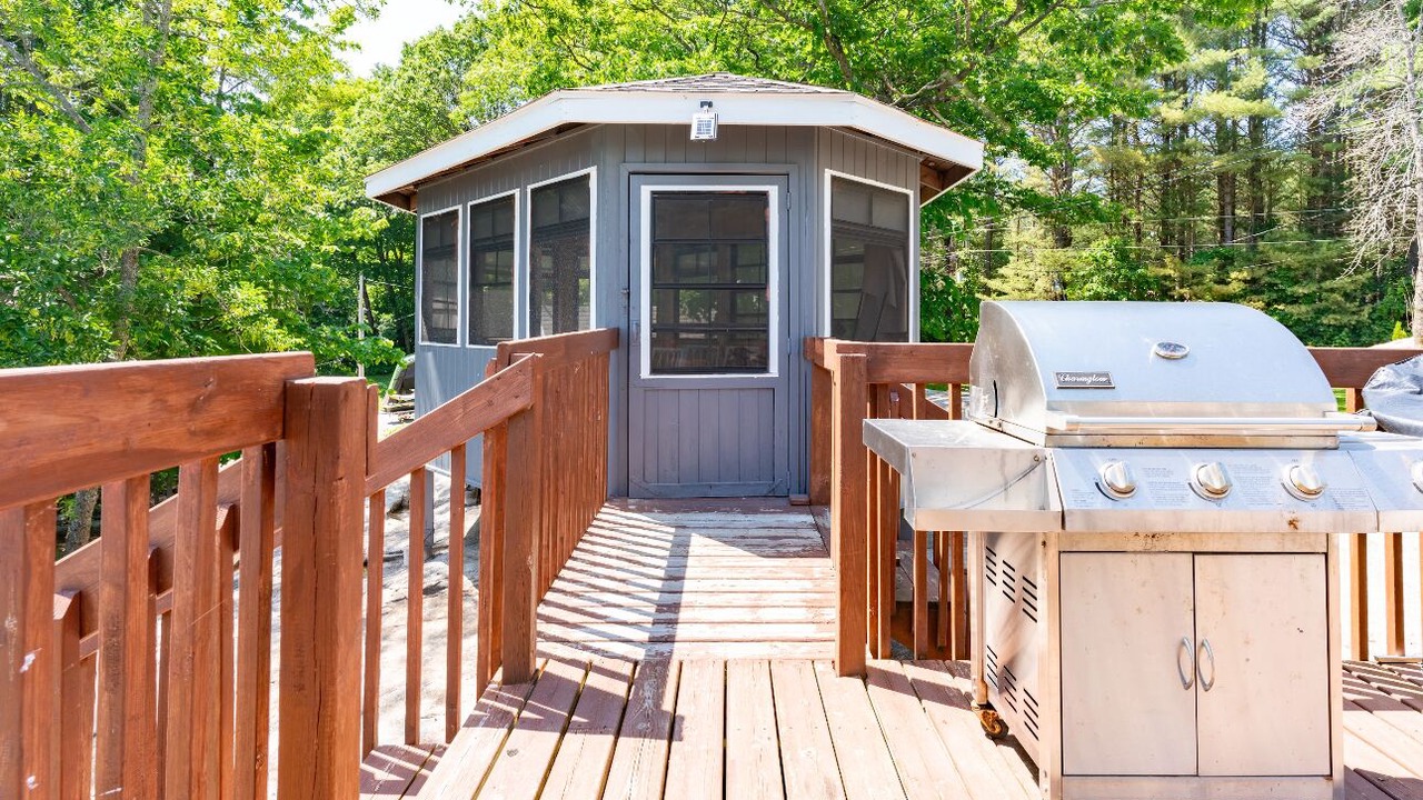 Photo of Patio Balcony in Gravenhurst