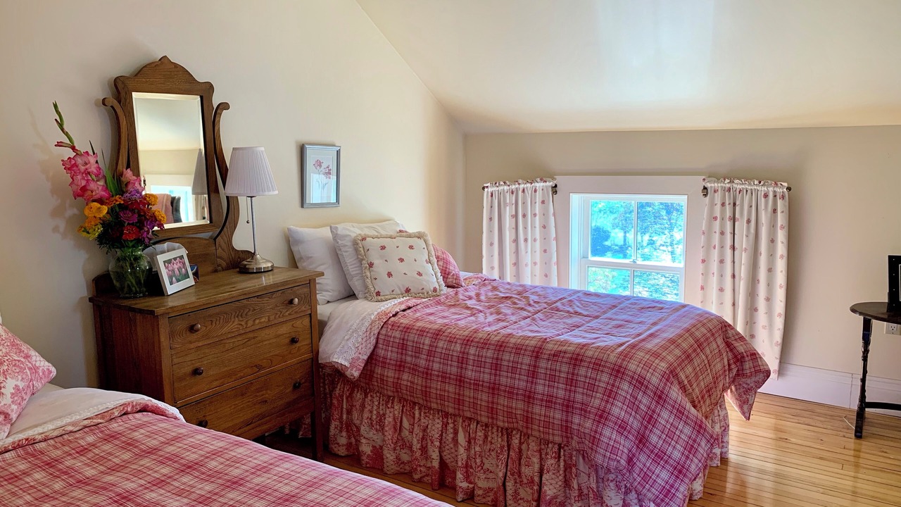 Photo of Bedroom in Roseneath