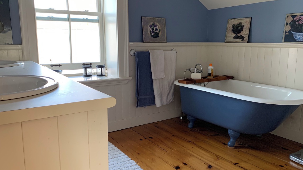Photo of Bathroom in Roseneath