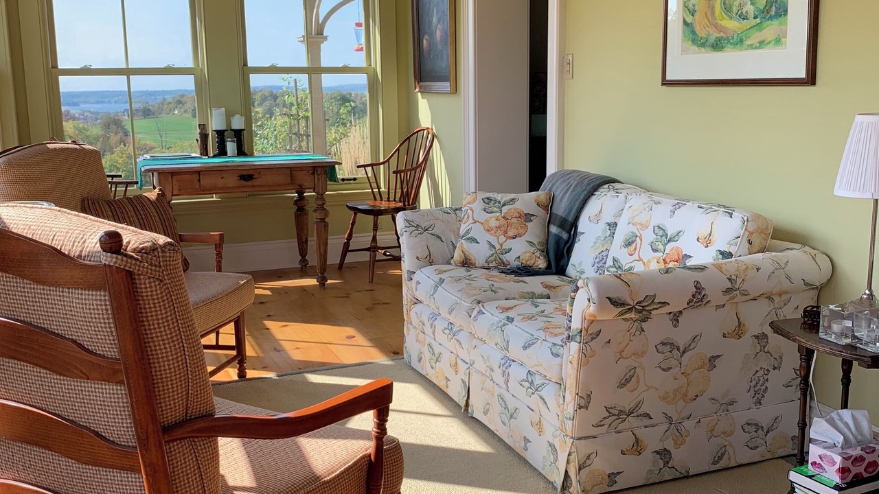 Photo of Livingroom in Roseneath