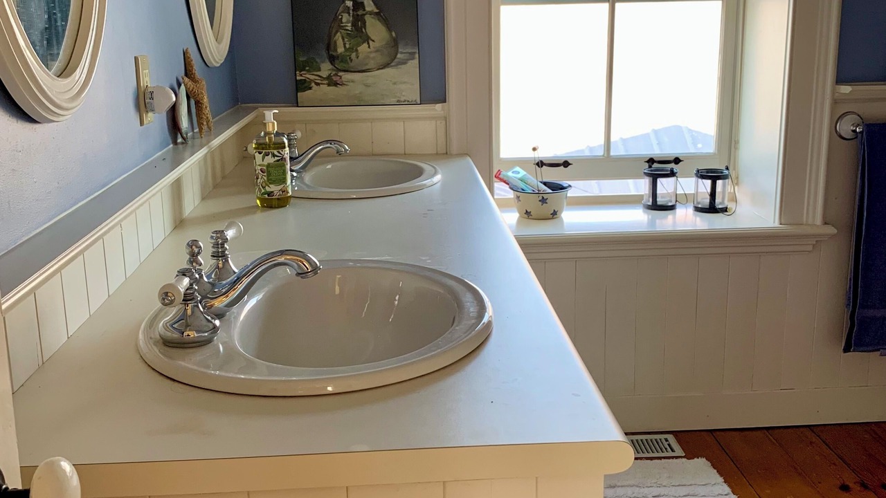 Photo of Bathroom in Roseneath