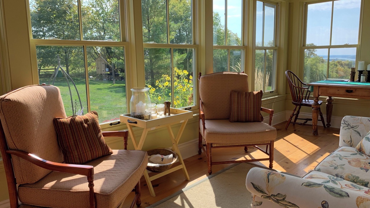 Photo of Livingroom in Roseneath