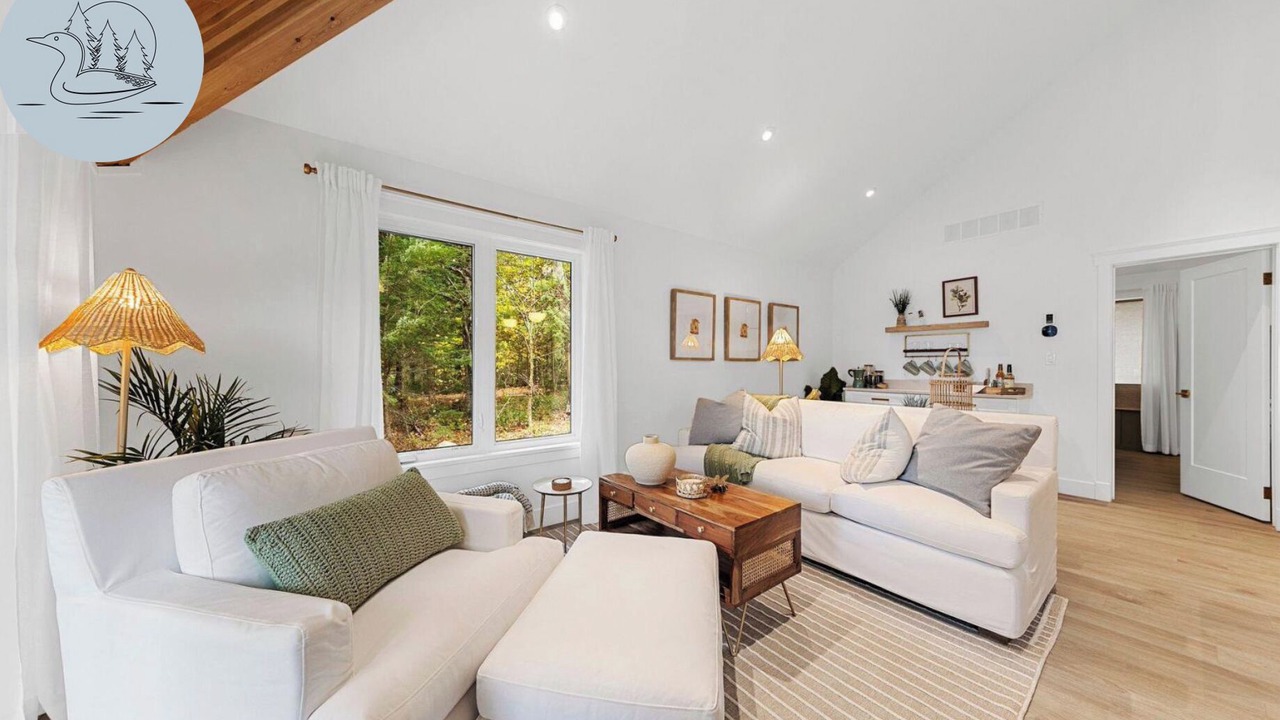 Photo of Bedroom in Lake of Bays