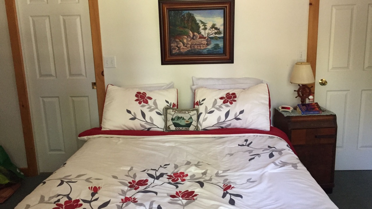 Photo of Bedroom in Arden