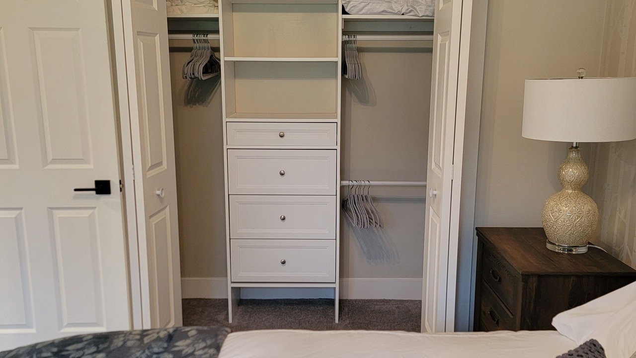 Photo of Bedroom in Longville