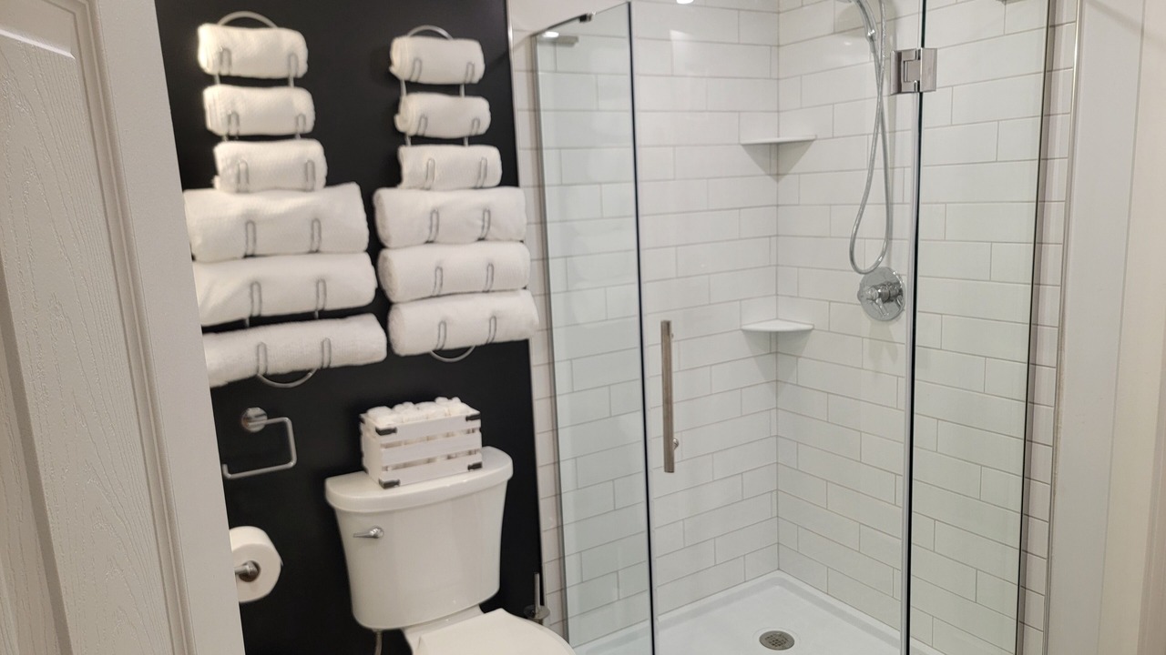 Photo of Bathroom in Longville