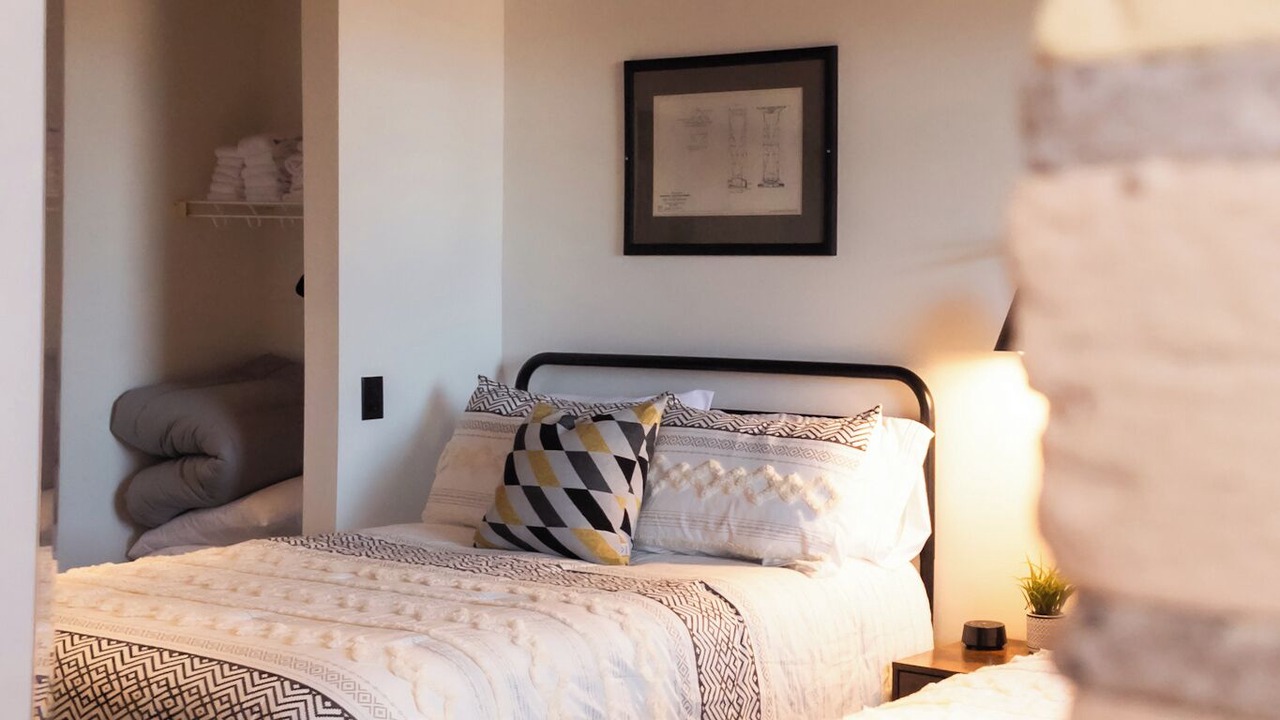 Photo of Bedroom in Canal Park