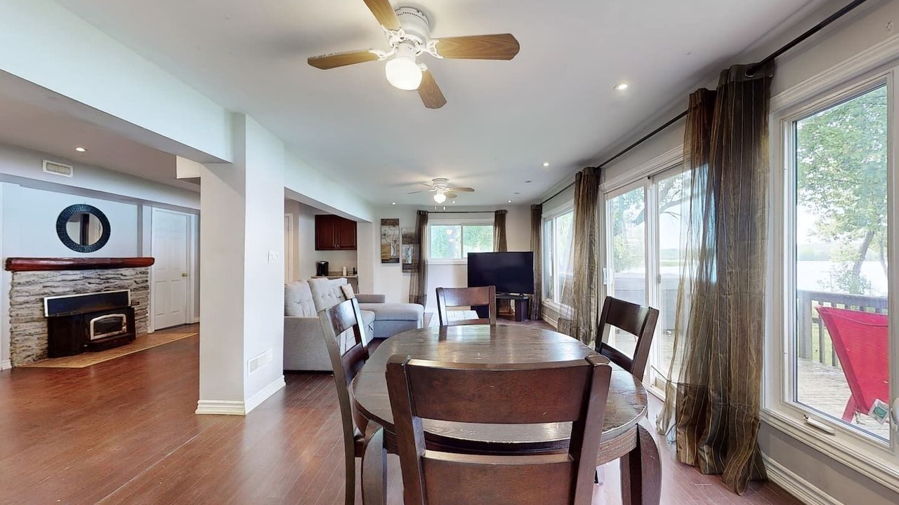 Photo of Livingroom in Kirkfield