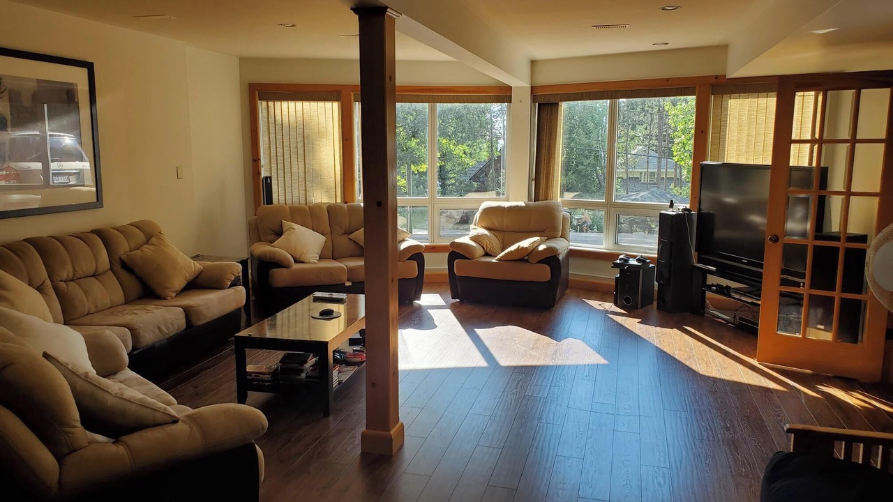 Photo of Livingroom in Wymbolwood Beach