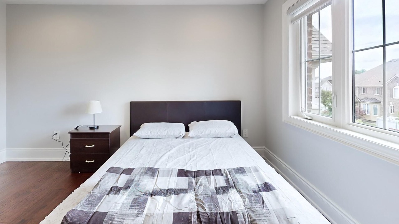 Photo of Bedroom in Ajax