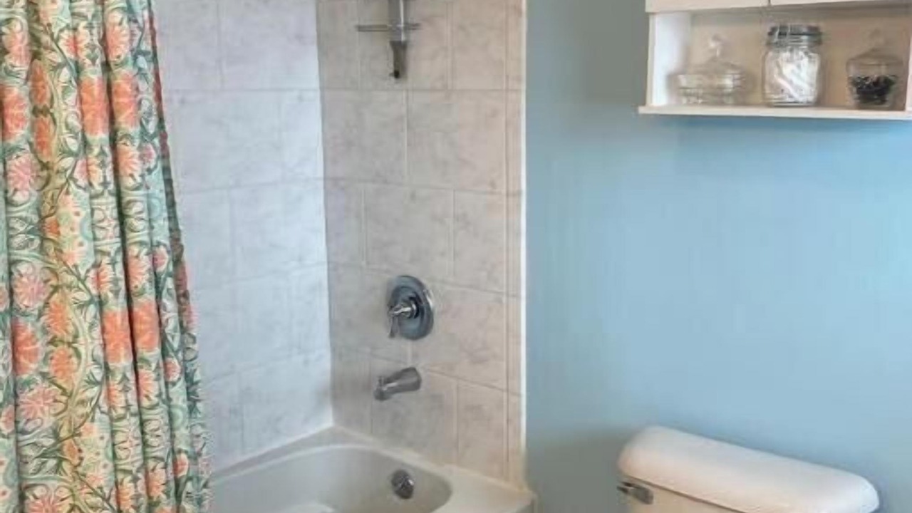 Photo of Bathroom in Oak Grove