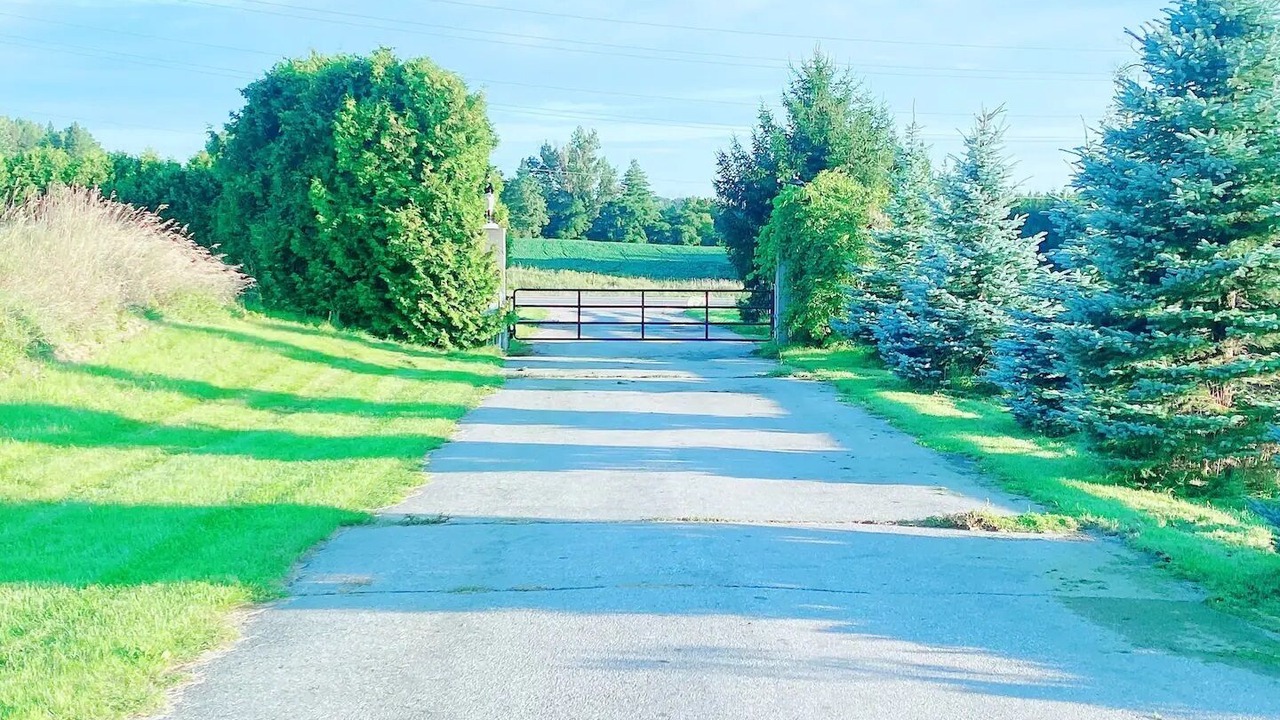 Photo of Outdoor in King