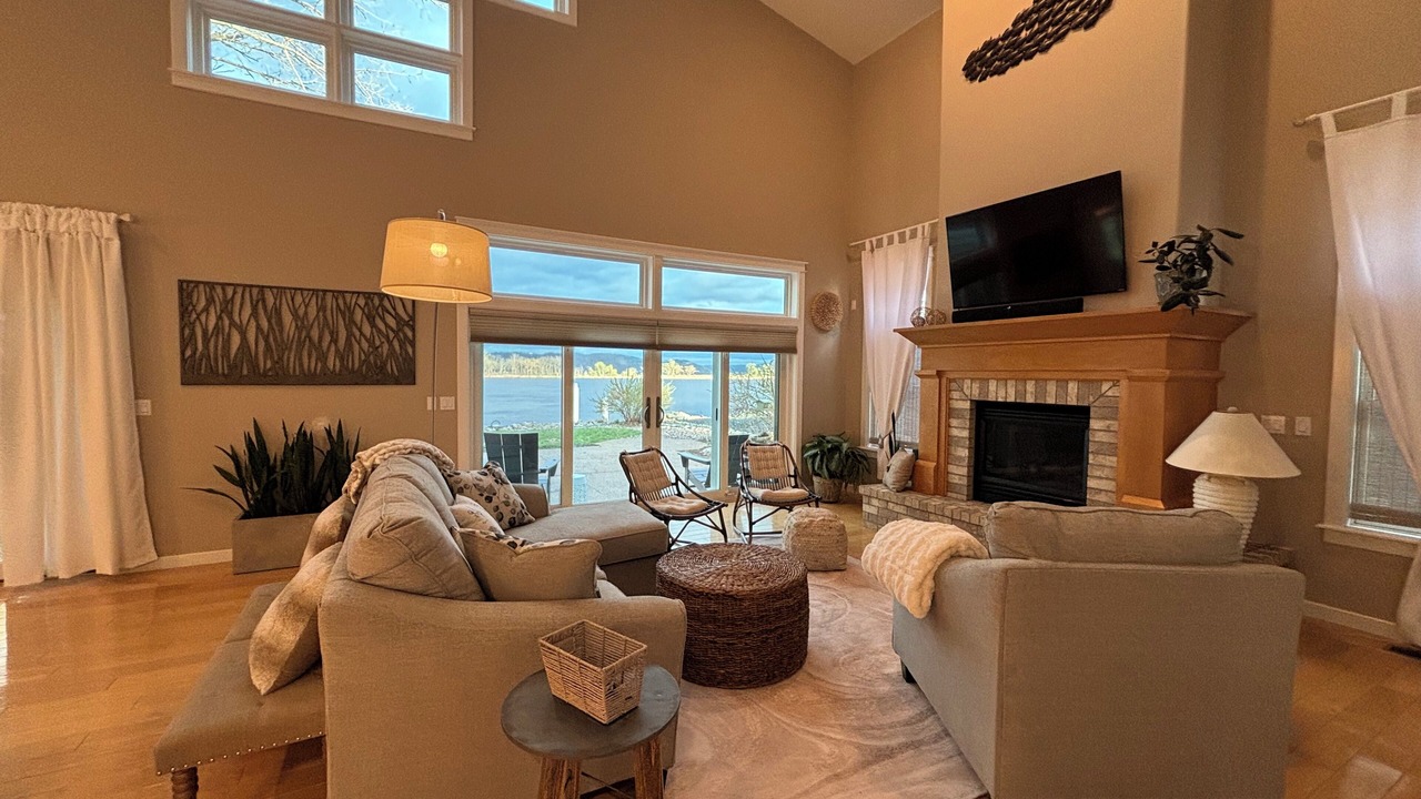 Photo of Livingroom in Brownsville