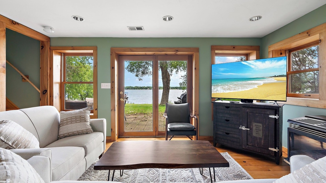Photo of Livingroom in Lindstrom