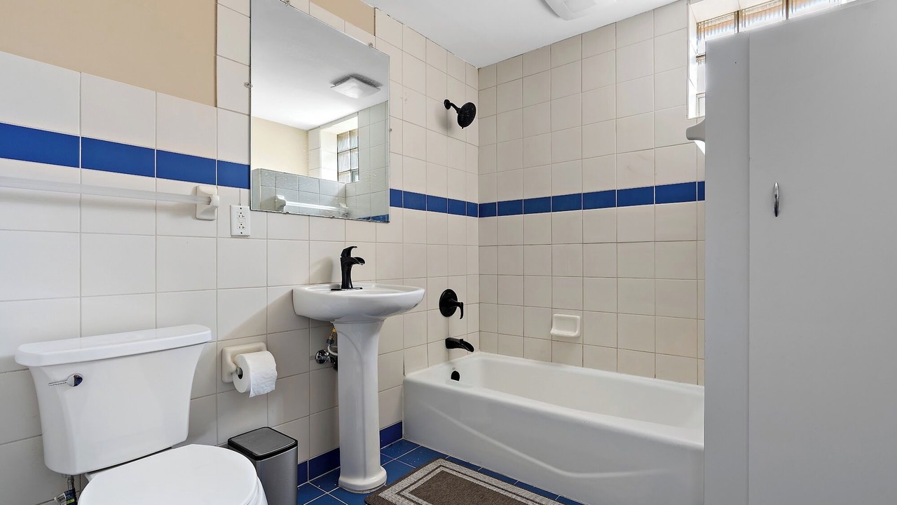 Photo of Bathroom in Lindstrom