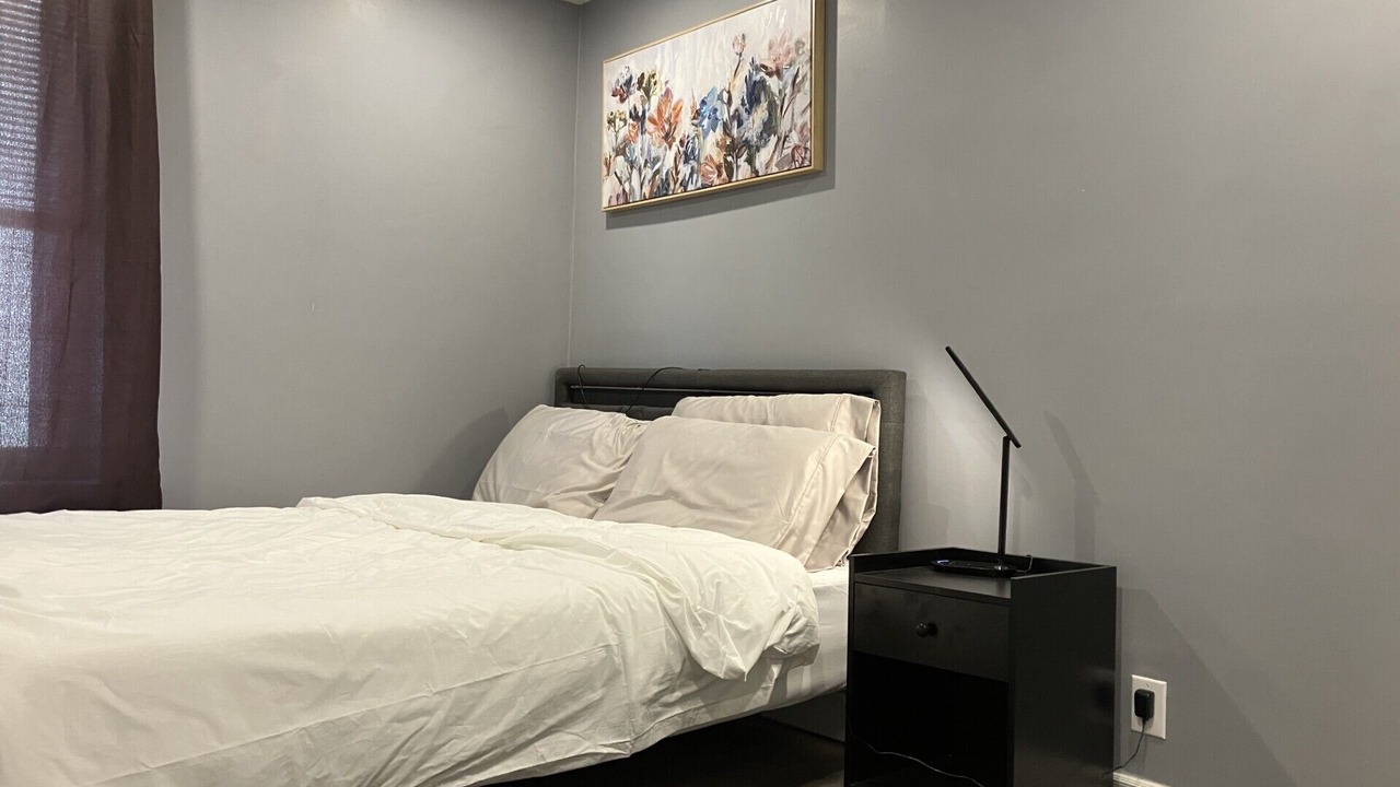 Photo of Bedroom in Lowertown