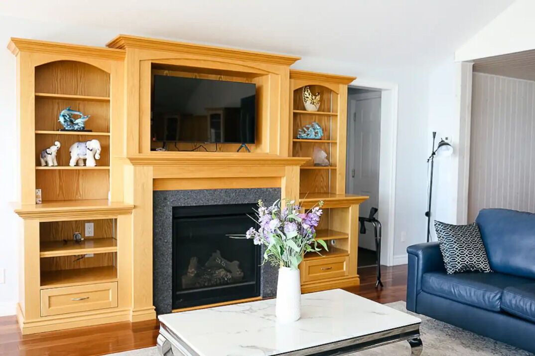 Photo of Livingroom in Grand Bend