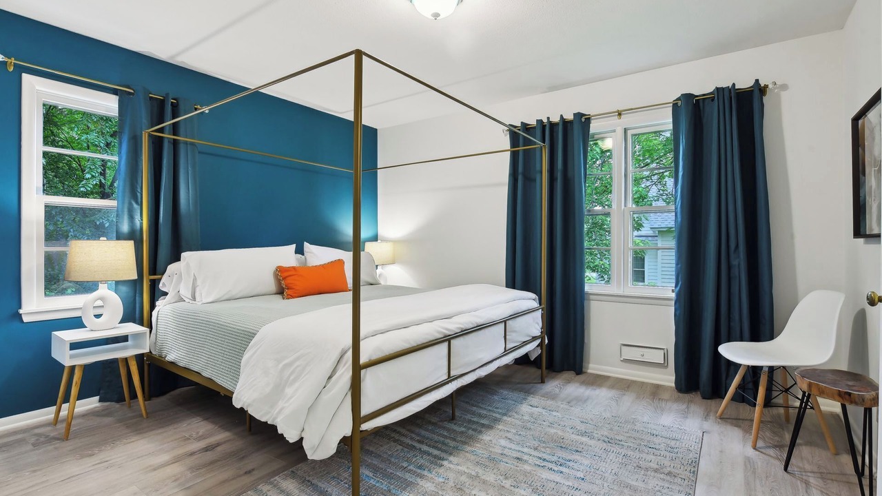 Photo of Bedroom in Wayzata