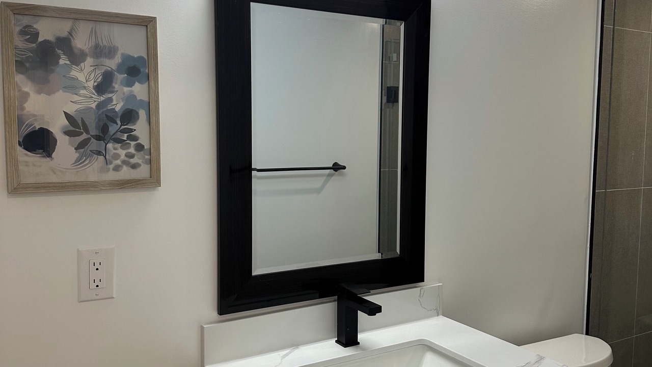 Photo of Bathroom in Niagara Falls