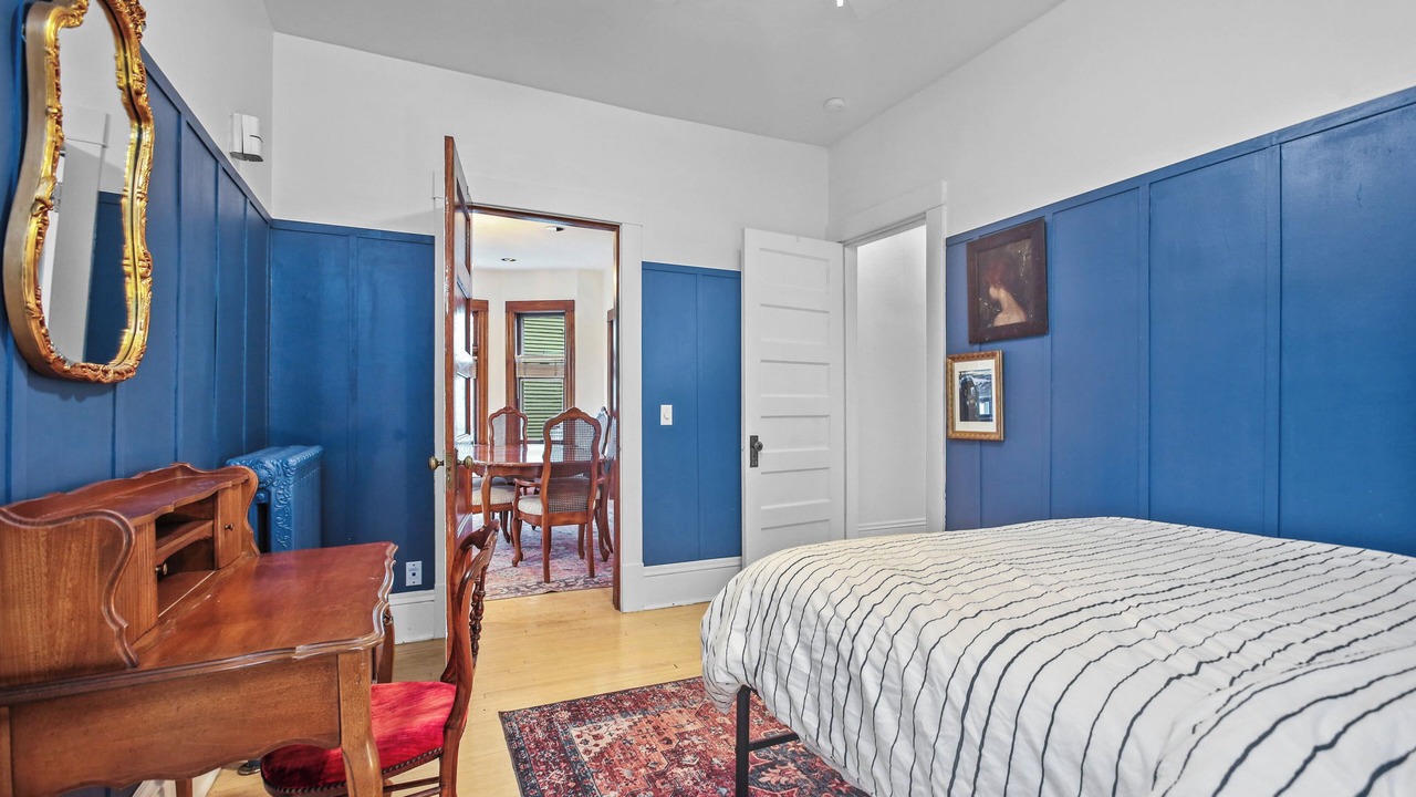 Photo of Bedroom in Lowry Hill East