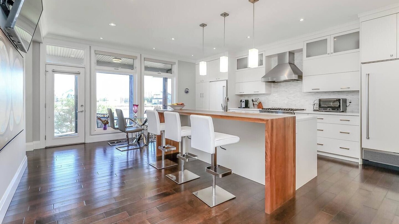 Photo of Kitchen in Port McNicoll