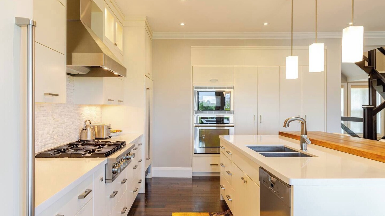 Photo of Kitchen in Port McNicoll