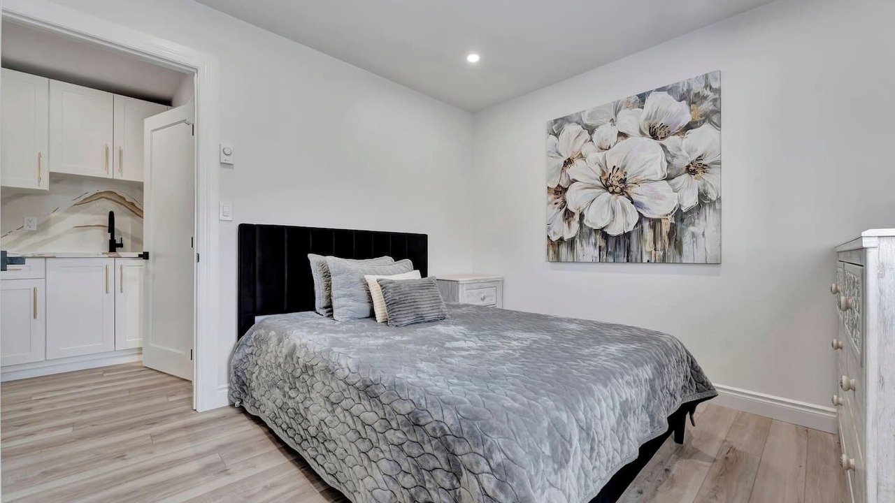 Photo of Bedroom in Port Dover