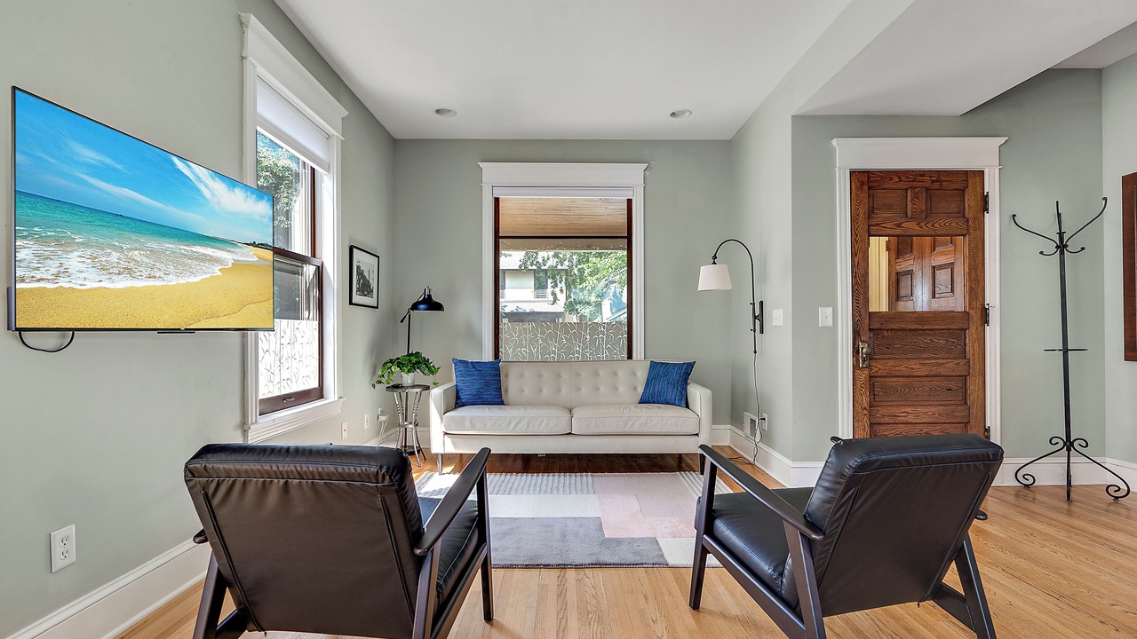 Photo of Livingroom in Uptown