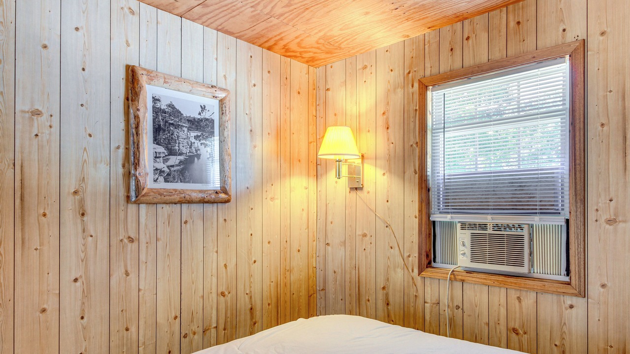 Photo of Bedroom in Garrison