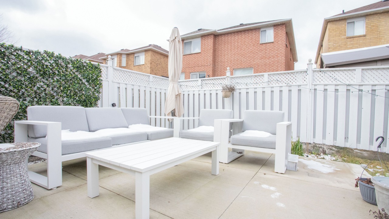 Photo of Patio Balcony in East Credit